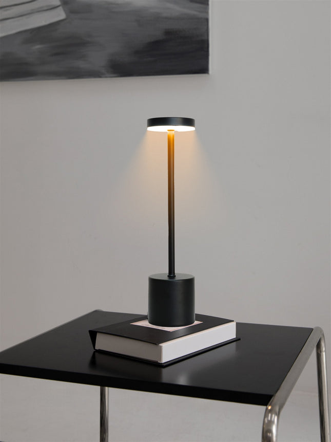 Touch bordslampa med justerbar ljusstyrka och färg - Uppladdningsbart batteri